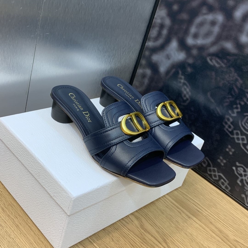 ch**an D*or slippers